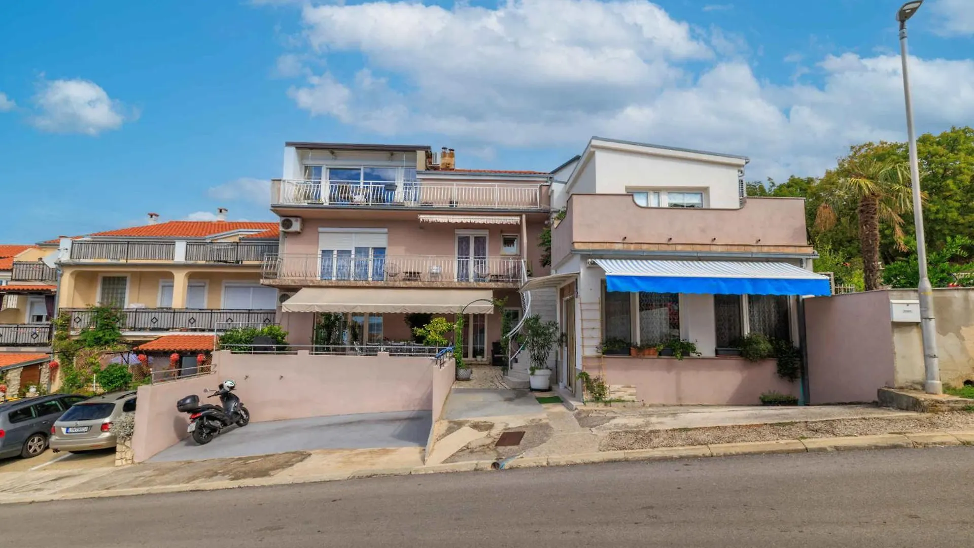 Apartment In Crikvenica 5468