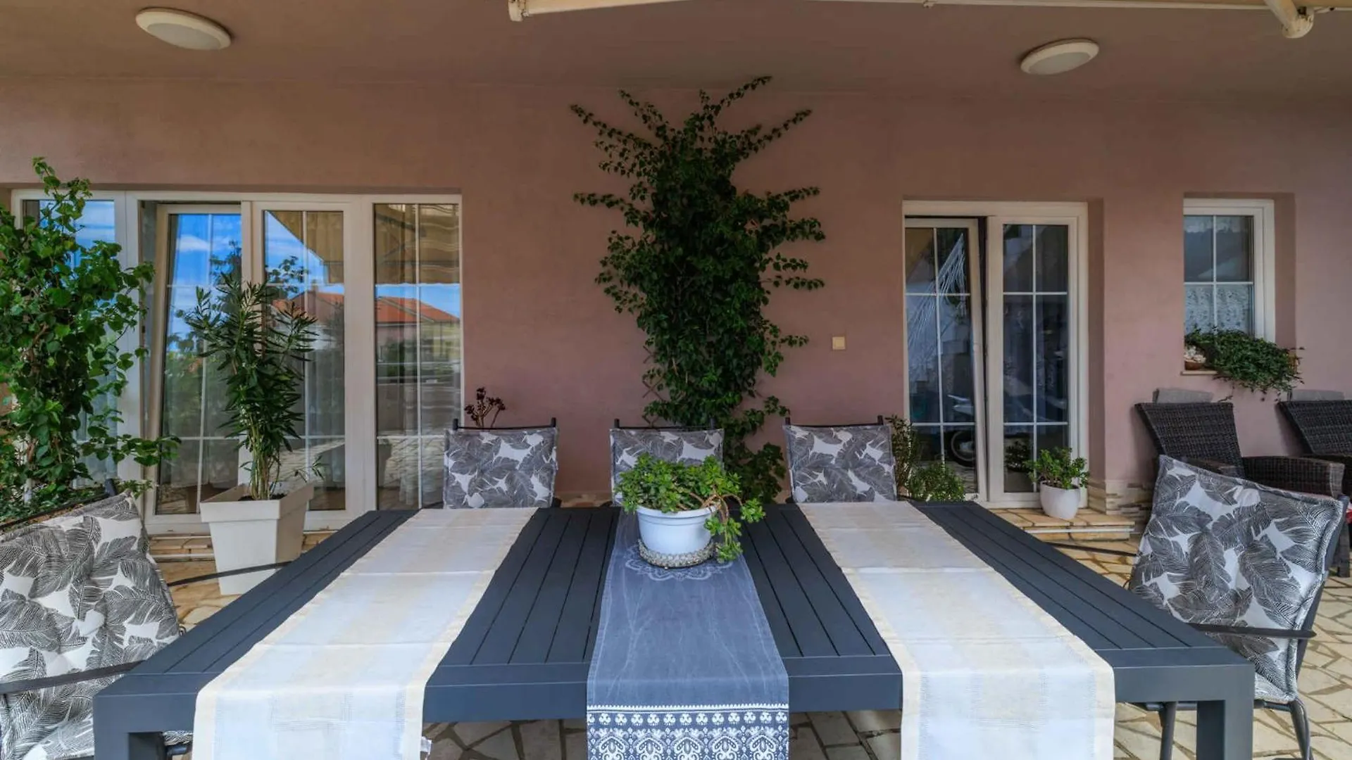 Apartment In Crikvenica 5468