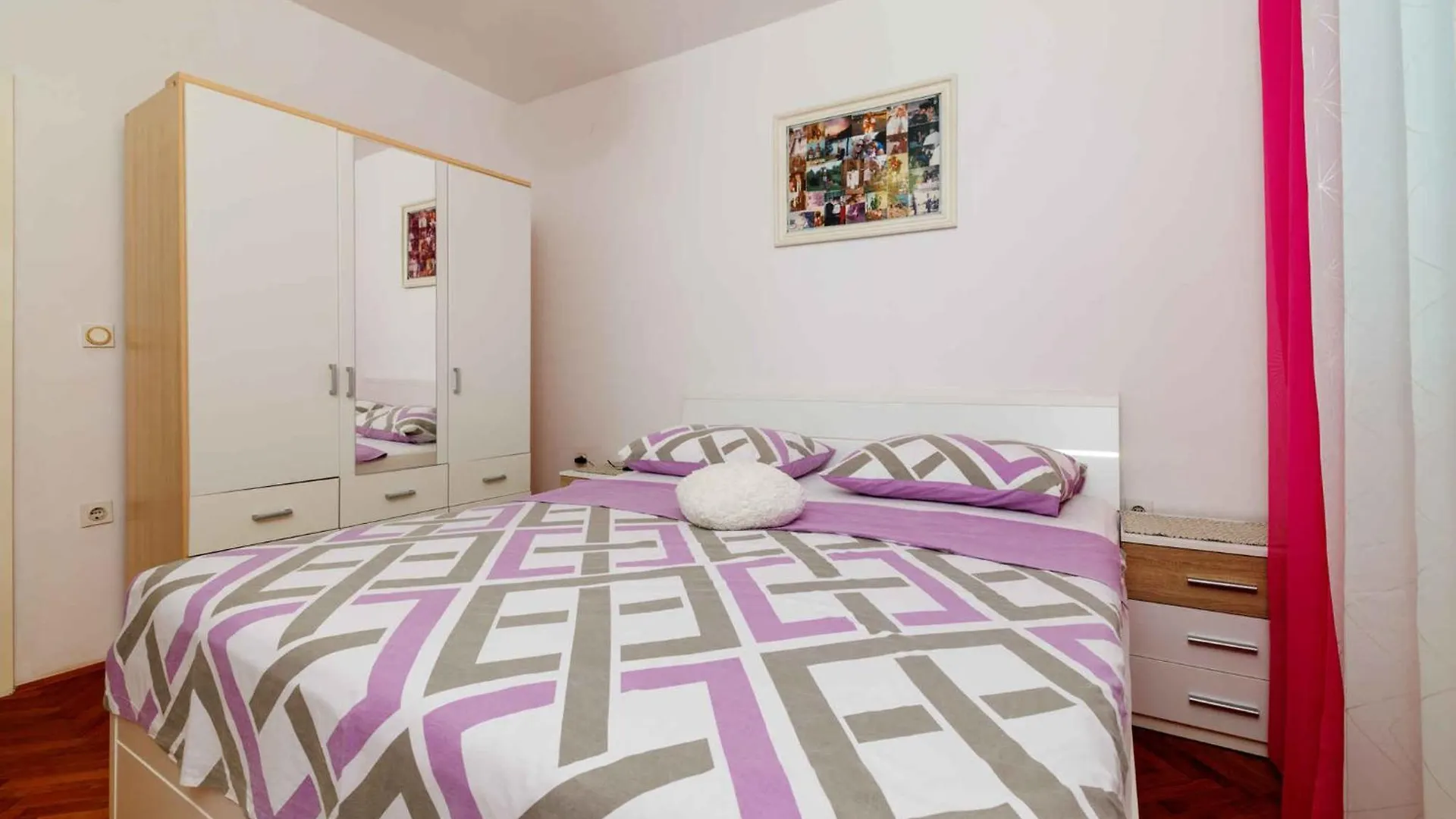 Apartment In Crikvenica 5468
