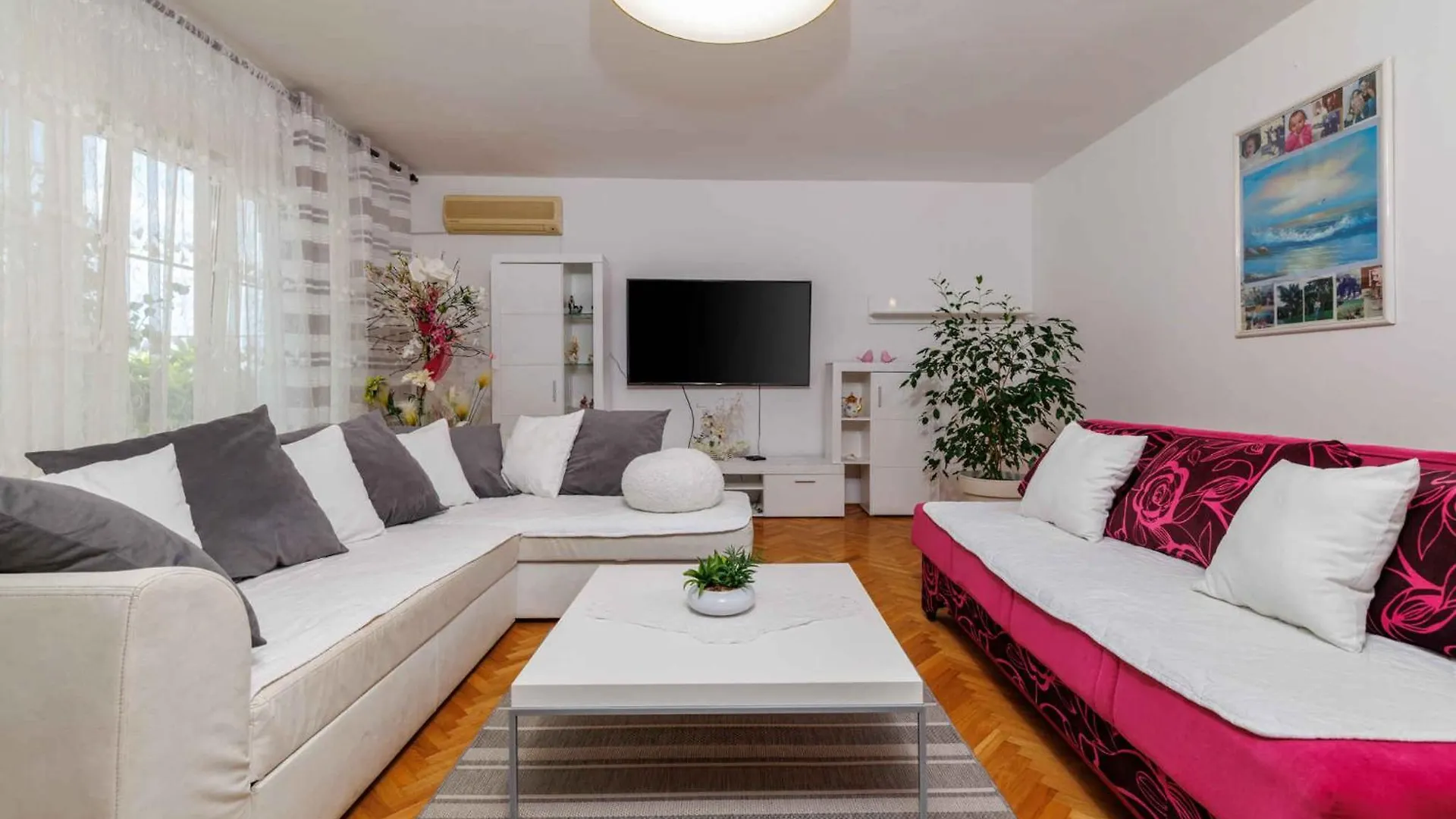 Apartment In Crikvenica 5468